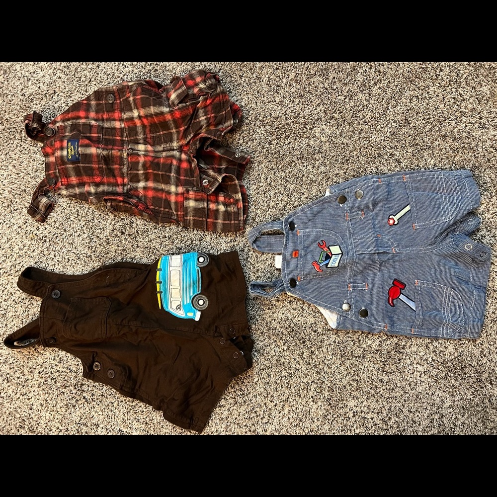 Size 12 months. Get this bundle. Osh kosh and carter